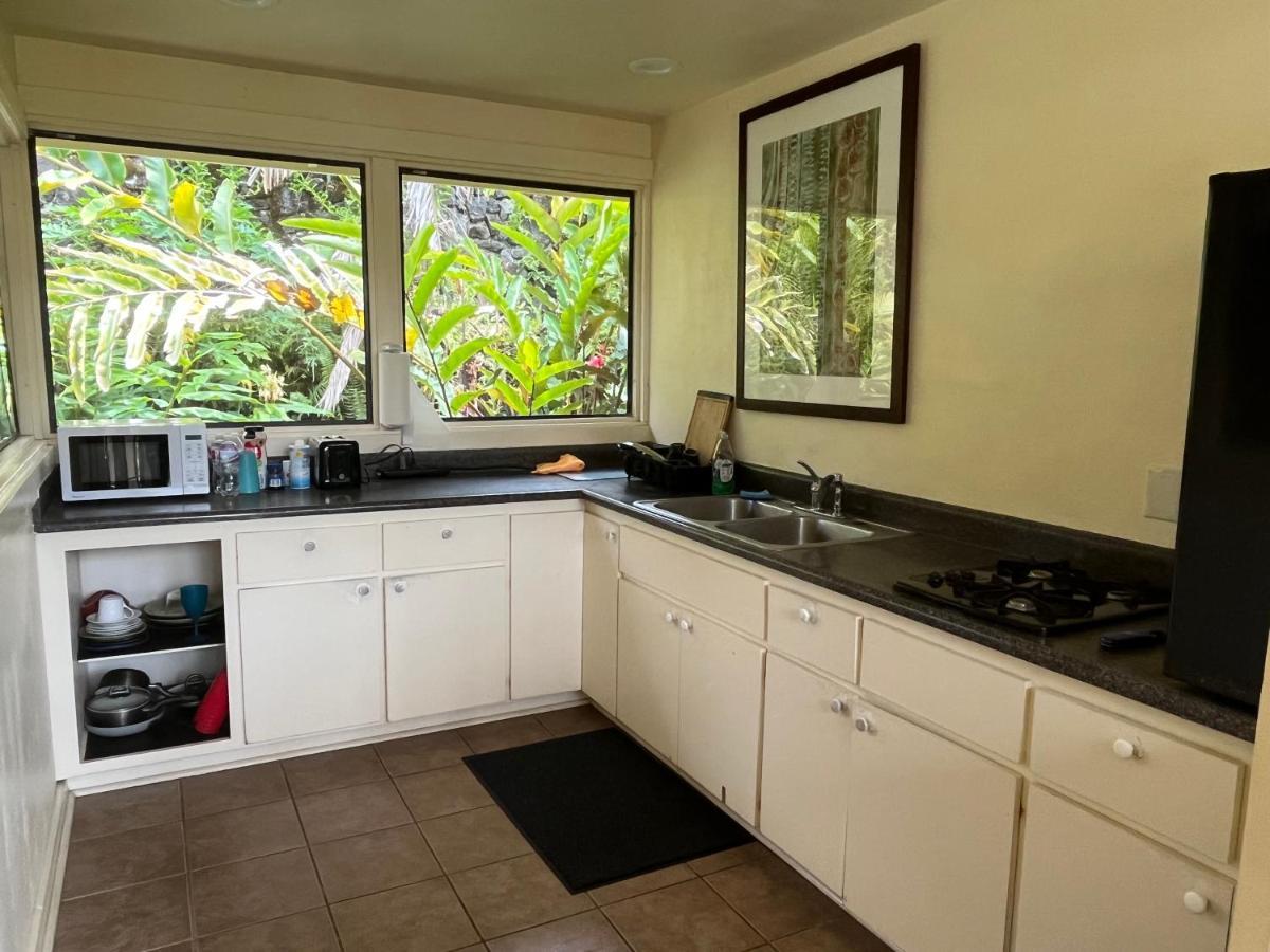 Aaron'S Cottage Hilo Eksteriør billede